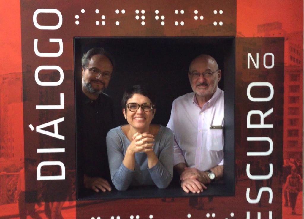 Sandra Annenberg e Ernesto Paglia, jornalistas da Rede Globo, e Pedro Herz, presidente das Livrarias Cultura, em visita ao Diálogo SP.